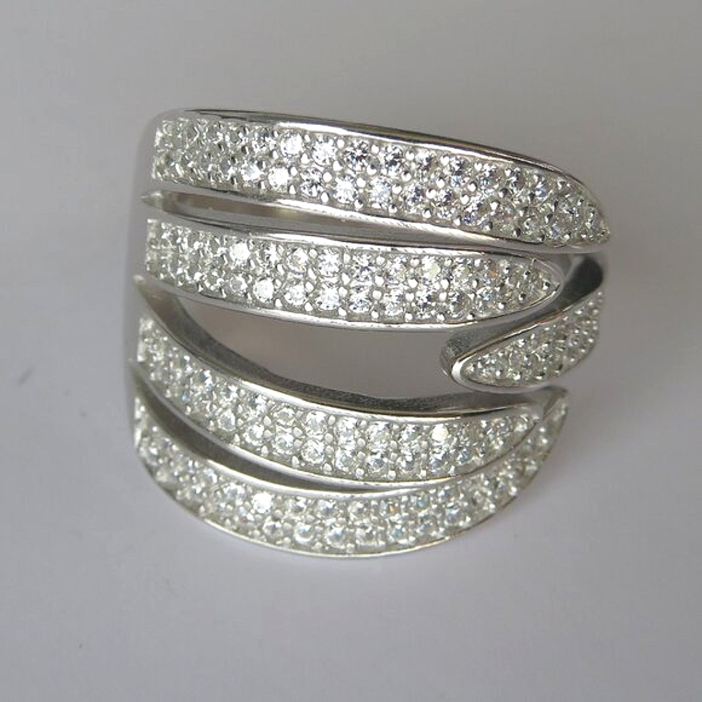 Sterling Silver Sparkling CZ Interlaced Claw Ring Size 7
